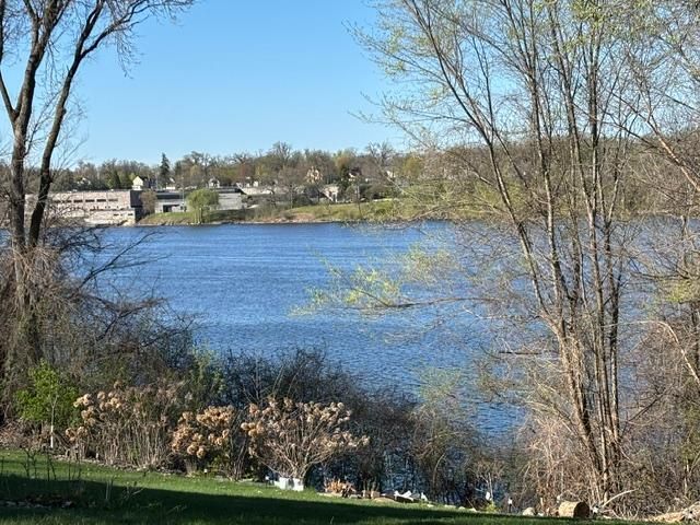 1206 Riverview Court, Sauk Rapids, MN 56379