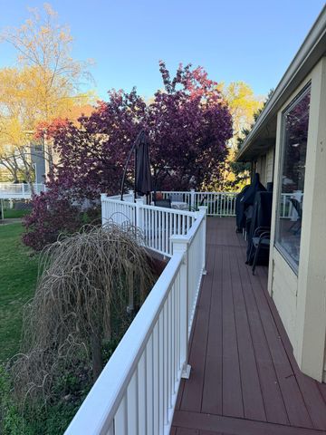 1206 Riverview Court, Sauk Rapids, MN 56379