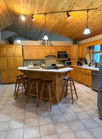 1206 Riverview Court, Sauk Rapids, MN 56379