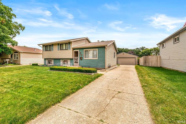 1810 Hass Drive, South Bend, IN 46635