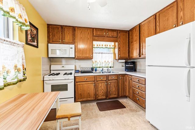 1810 Hass Drive, South Bend, IN 46635