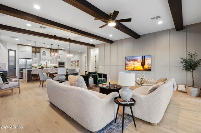 7394 W LISBON Lane, Peoria, AZ 85381