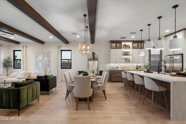 7394 W LISBON Lane, Peoria, AZ 85381