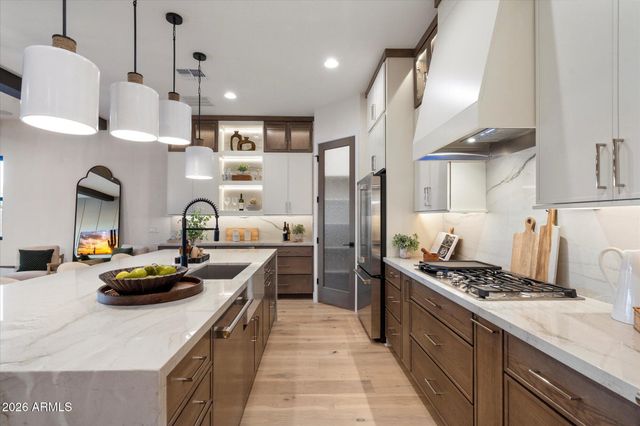 7394 W LISBON Lane, Peoria, AZ 85381