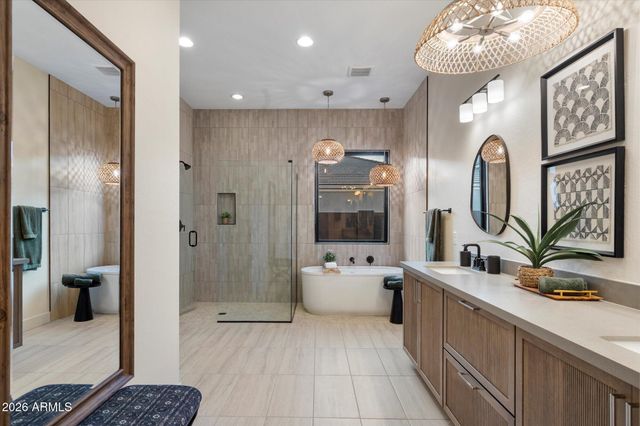 7394 W LISBON Lane, Peoria, AZ 85381