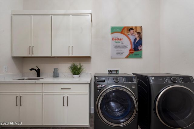 7394 W LISBON Lane, Peoria, AZ 85381