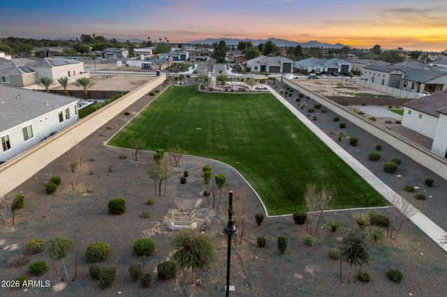 7394 W LISBON Lane, Peoria, AZ 85381