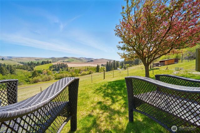 469 Tag Lane, Walla Walla, WA 99362