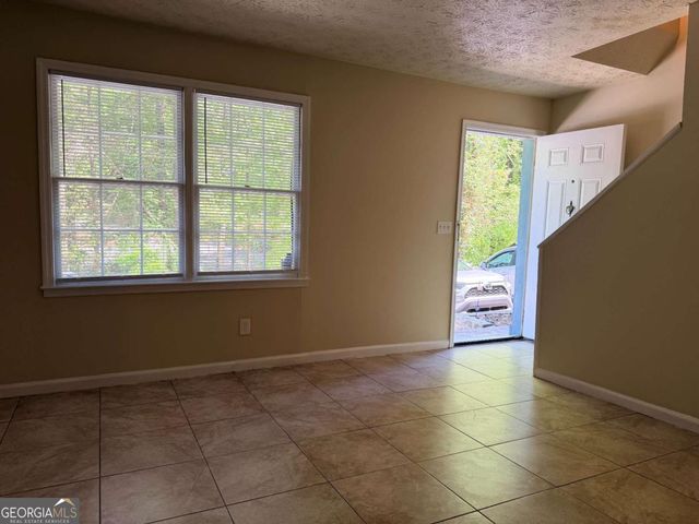 728 Burnt Creek Drive NW B, Lilburn, GA 30047