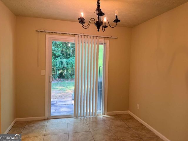 728 Burnt Creek Drive NW B, Lilburn, GA 30047