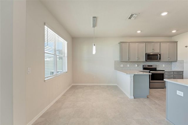 7516 YALE HARBOR DRIVE, Wesley Chapel, FL 33545