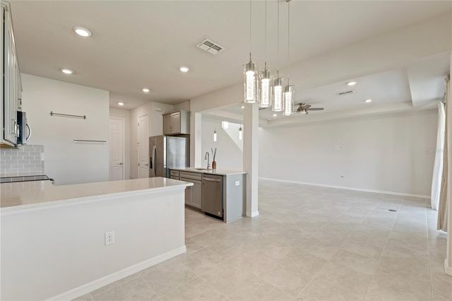 7516 YALE HARBOR DRIVE, Wesley Chapel, FL 33545