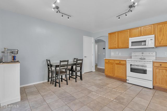 11216 W SELLS Drive, Phoenix, AZ 85037