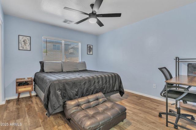 11216 W SELLS Drive, Phoenix, AZ 85037