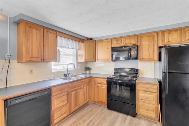 4230 SUNRAY DRIVE, Holiday, FL 34691
