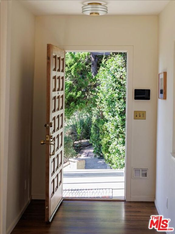 1011 W Mountain Street, Glendale, CA 91202 — photo 3