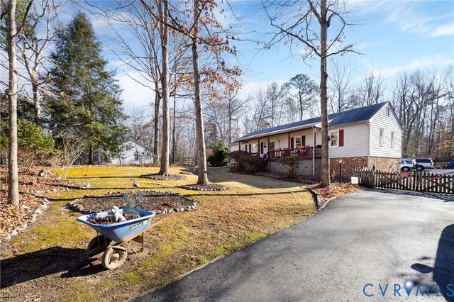 13201 Derryveach Dr, Chesterfield, VA 23832