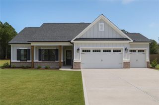 2433 Waterside Drive, Monroe, GA 30655