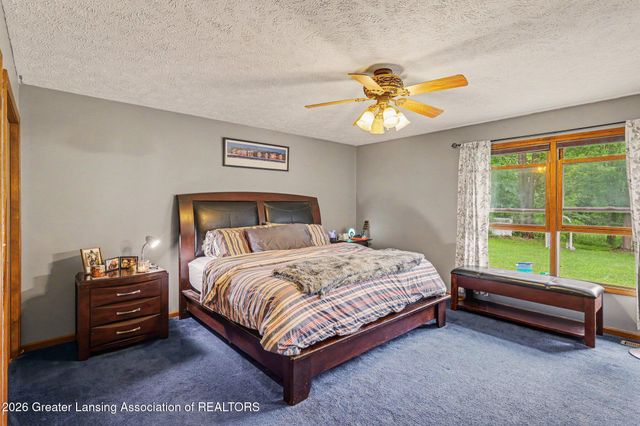 14112 Woodbury Road, Haslett, MI 48840