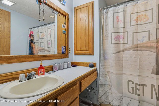 14112 Woodbury Road, Haslett, MI 48840