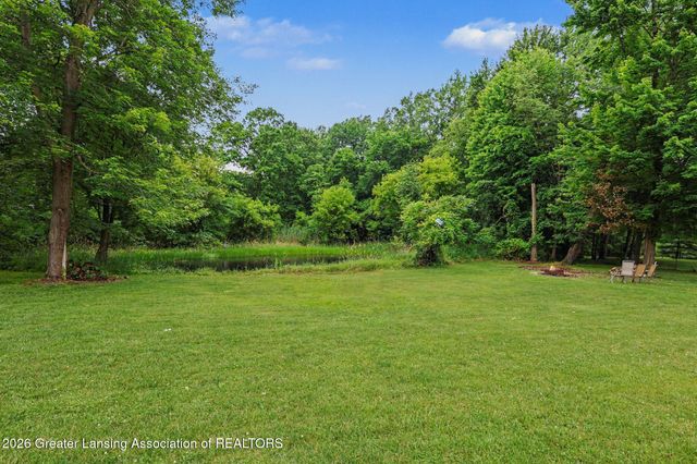 14112 Woodbury Road, Haslett, MI 48840
