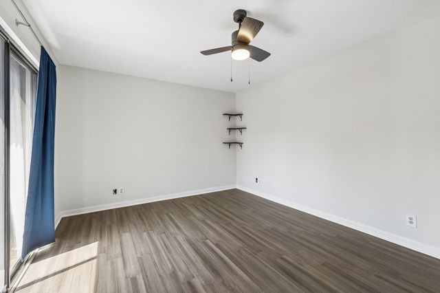 101 Cedarwood Ln, Madison, TN 37115