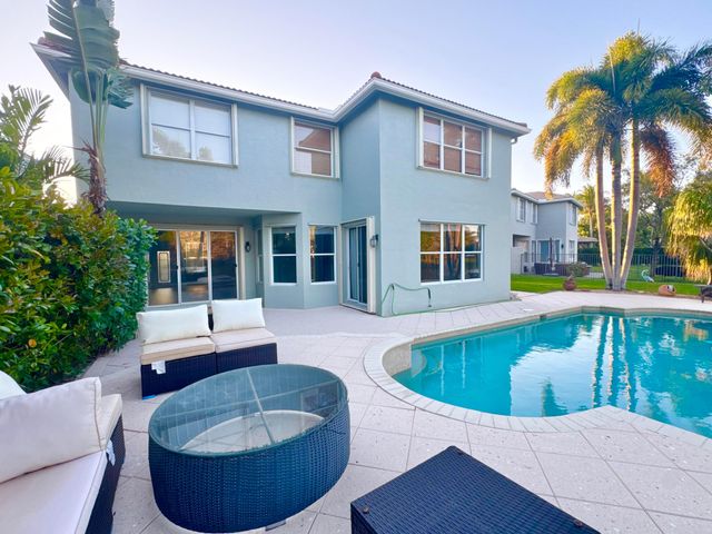 5330 Grand Banks Boulevard, Greenacres, FL 33463