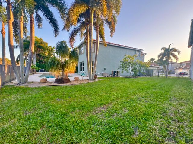 5330 Grand Banks Boulevard, Greenacres, FL 33463