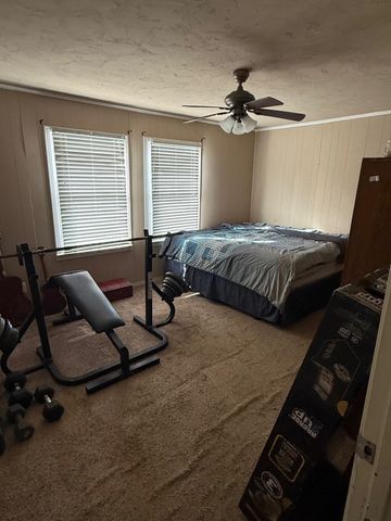 409 W Harrison Rd., Longview, TX 75604