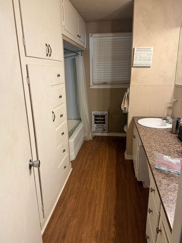 409 W Harrison Rd., Longview, TX 75604