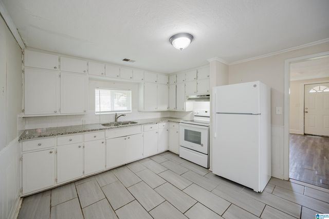 6238 WARRIOR RIVER ROAD, Bessemer, AL 35023