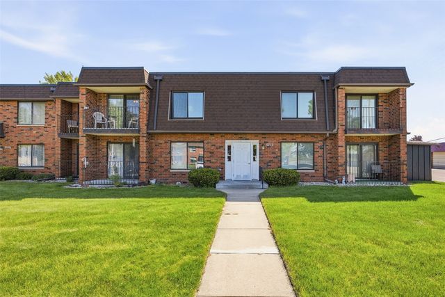 5712 Golden Court NE 59, Cedar Rapids, IA 52402
