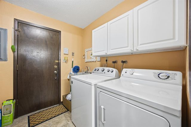 5712 Golden Court NE 59, Cedar Rapids, IA 52402
