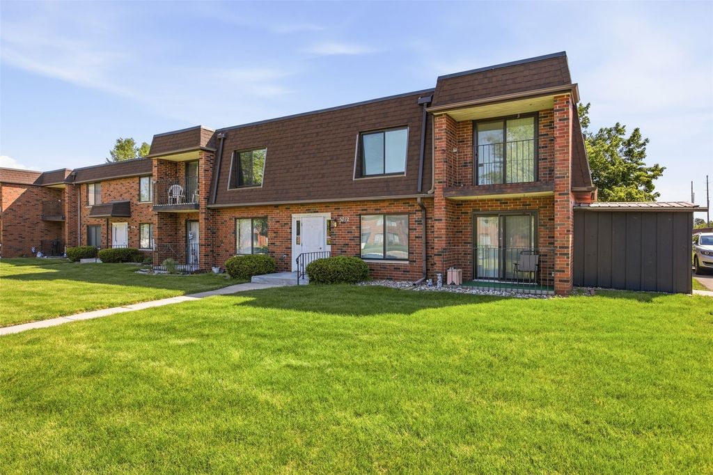 5712 Golden Court NE 59, Cedar Rapids, IA 52402
