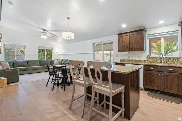 2521 N APRICOT PL, Saratoga Springs, UT 84045