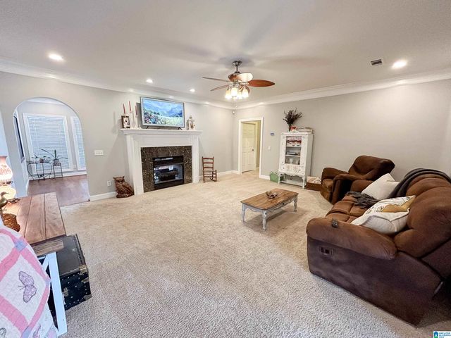 465 PANORAMIC CIRCLE, Warrior, AL 35180