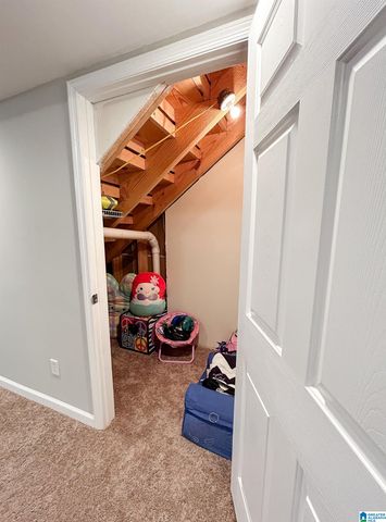 465 PANORAMIC CIRCLE, Warrior, AL 35180