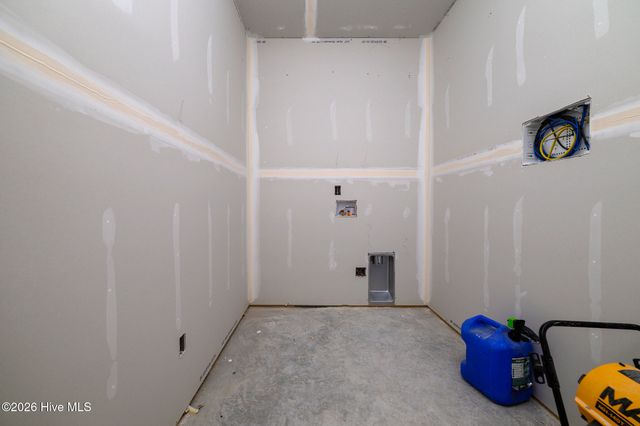 303 Ramonas Lake Court, New Bern, NC 28560