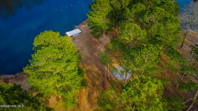 303 Ramonas Lake Court, New Bern, NC 28560