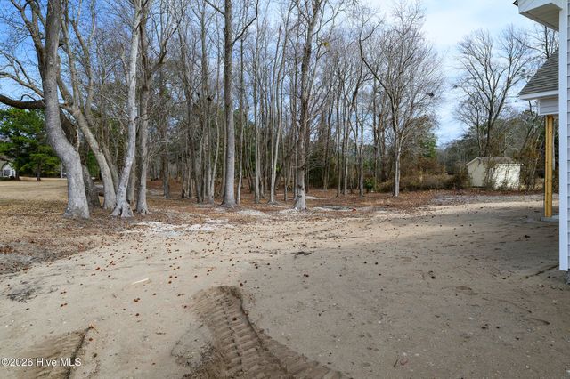 303 Ramonas Lake Court, New Bern, NC 28560