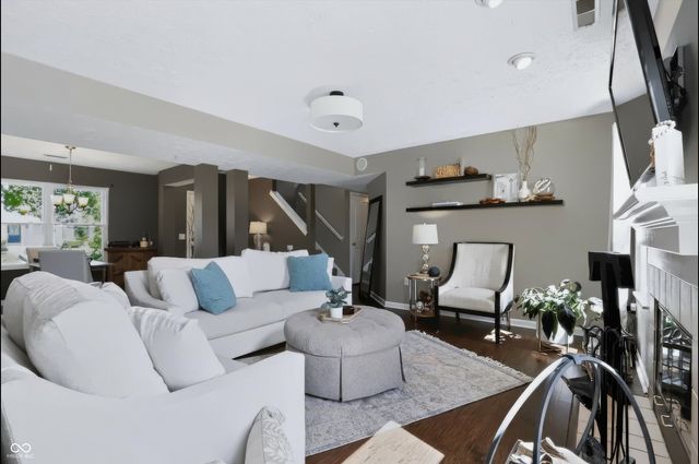 11499 Feather Rock Court, Fishers, IN 46037