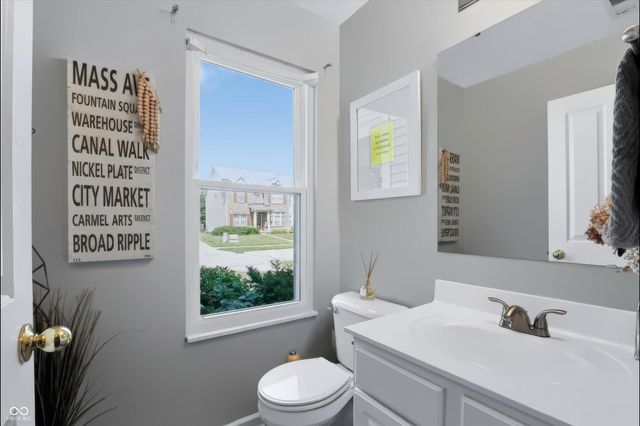 11499 Feather Rock Court, Fishers, IN 46037