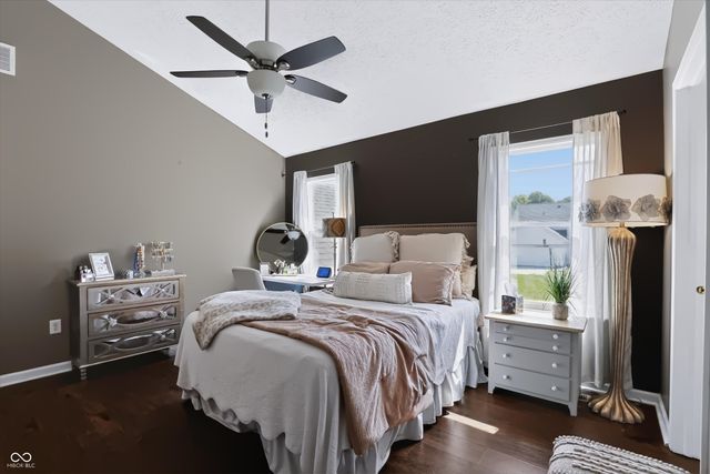 11499 Feather Rock Court, Fishers, IN 46037