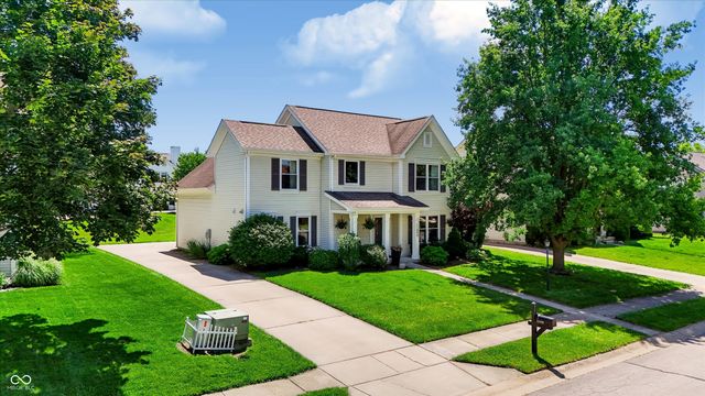 11499 Feather Rock Court, Fishers, IN 46037
