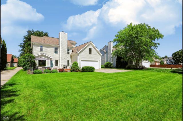 11499 Feather Rock Court, Fishers, IN 46037