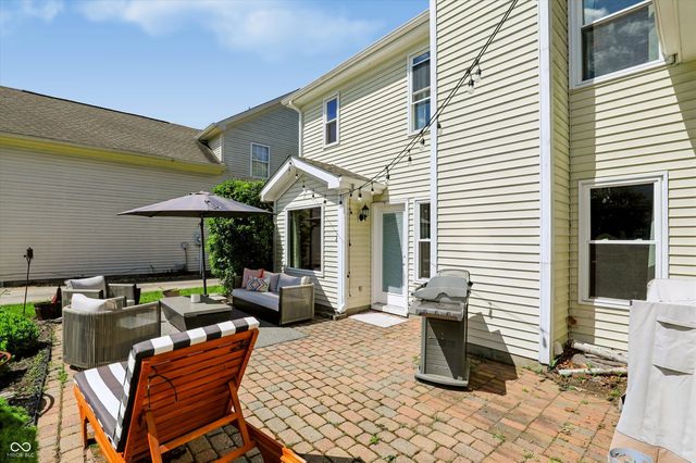 11499 Feather Rock Court, Fishers, IN 46037