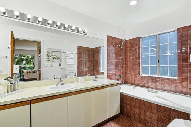 175 Tulare Street, Brisbane, CA 94005
