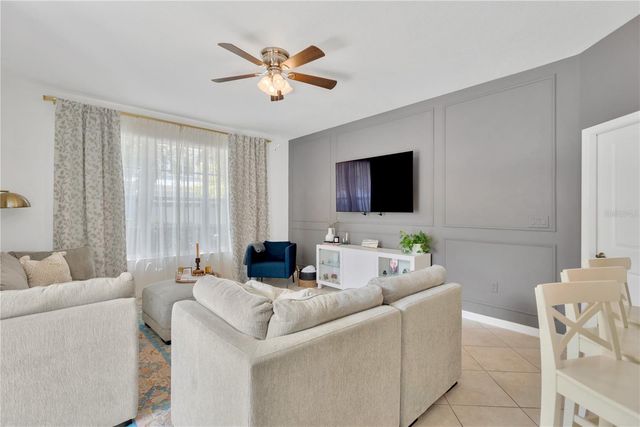 8307 MANOR CLUB CIRCLE 1, Tampa, FL 33647