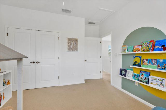 8307 MANOR CLUB CIRCLE 1, Tampa, FL 33647