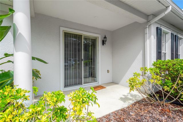 8307 MANOR CLUB CIRCLE 1, Tampa, FL 33647